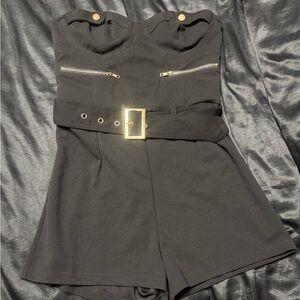 Fashion Nova Black Outfit with Gold Zipper